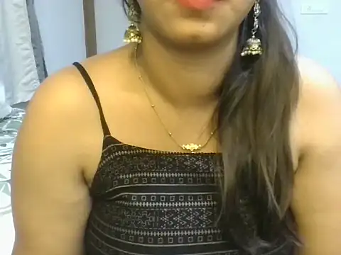 Sexy-Shalinii Chat XXX in diretta