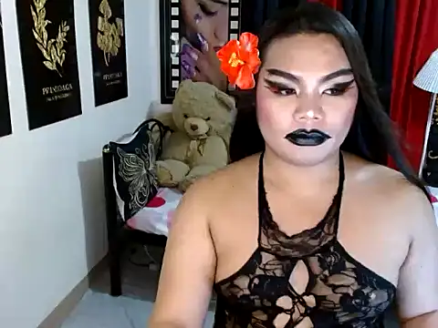 Show Webcam de TSbrianaHugeCock