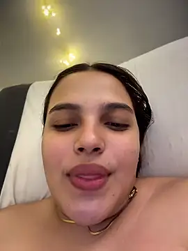 Colibri_xxx Adlı Modelin Canlı XXX Sohbeti