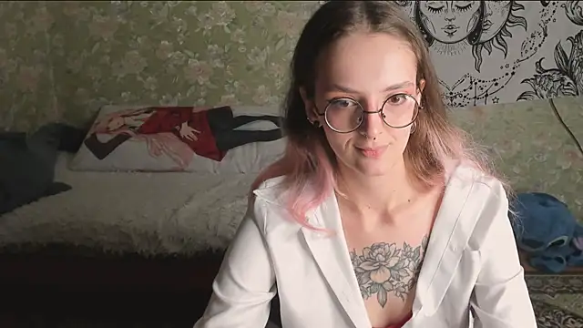 Cutie_Adelia Chat XXX live