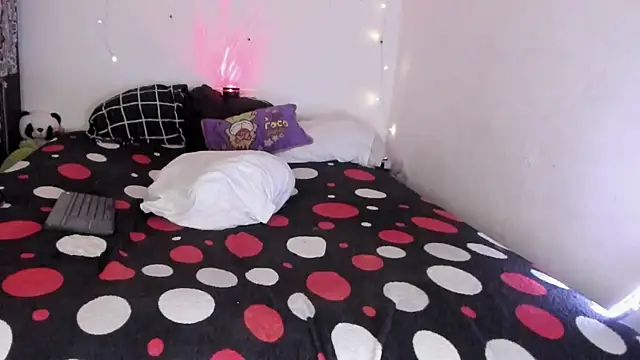 chloe_kisses Live XXX-Chat