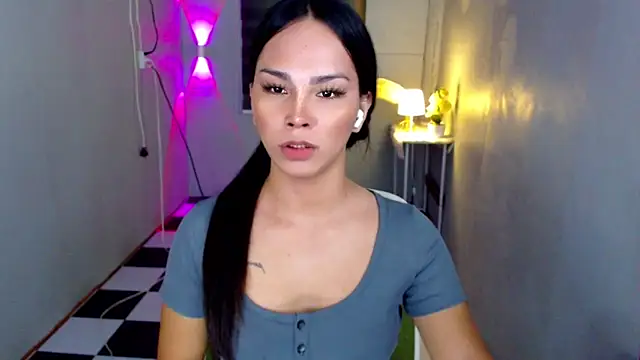 SanyaGirlx Pertunjukan Webcam
