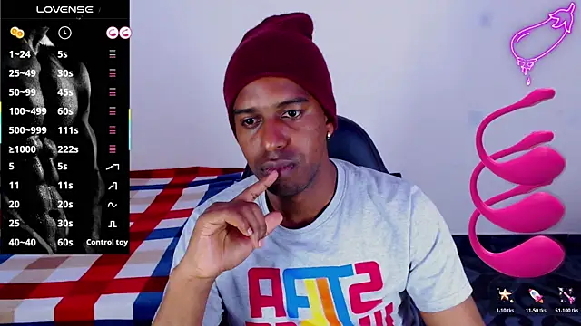 mrjhon26 Show in webcam