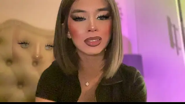 M1ss_Ophelia_ Pertunjukan Webcam