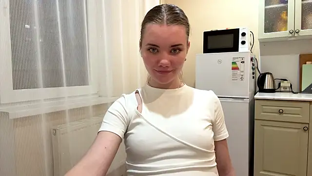 Chat +18 de doana_bebriti ao vivo