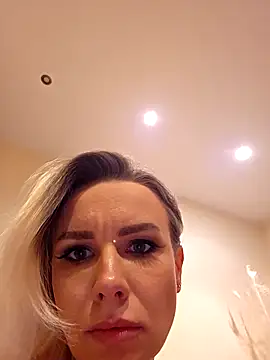 AureliaDoux Webcam show