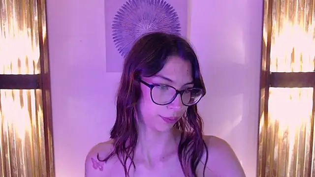 emily_34_n Live XXX chat