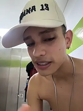 HarryGaze Live XXX-chat
