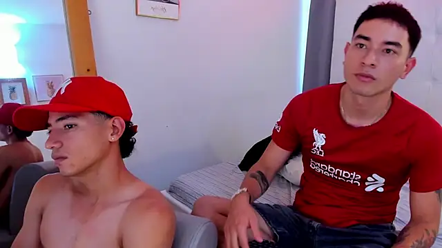 عرض كام Alejo-and-Thiago