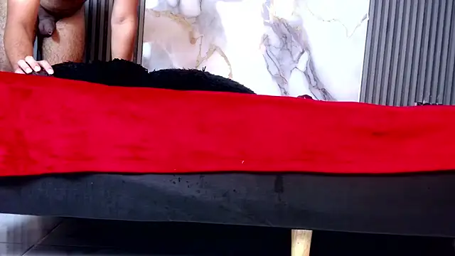 LunandCarlosのライブXXXチャット