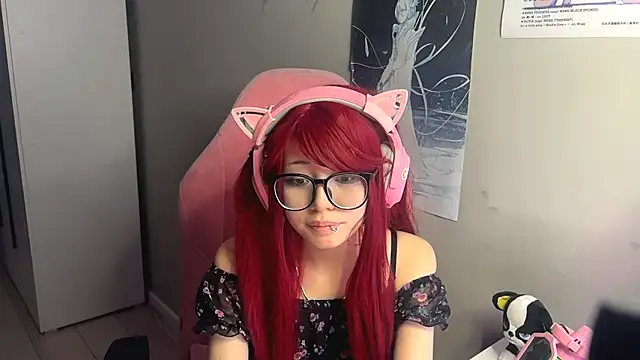SaxonDibs' Live XXX Chat