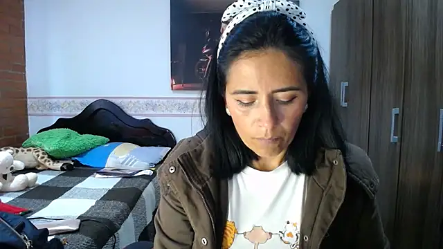 sharoon_cheerry Chat XXX live