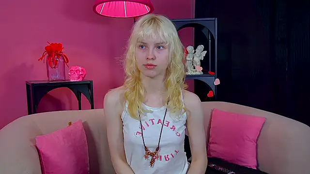 HannahHollis' Live XXX Chat