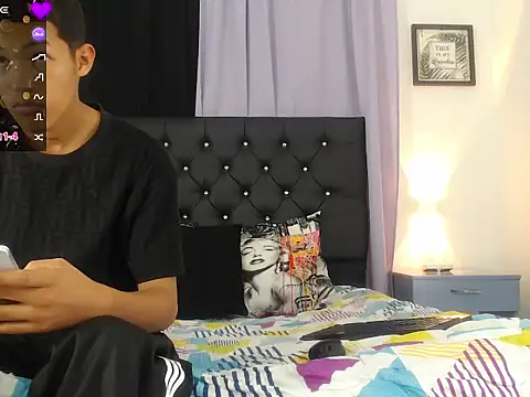 PhillipCox webcam show