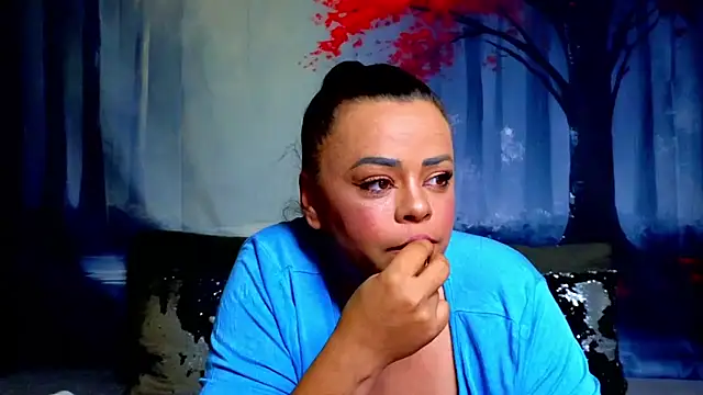 XXX chat uživo modela ElizabethEven