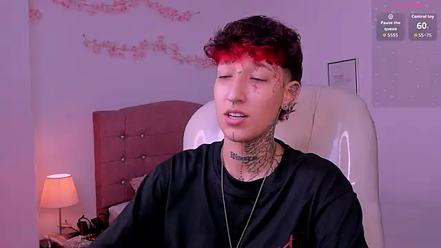Luci_Rose élő XXX-chatje
