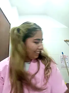 _Susy-Office1 现场XXX聊天