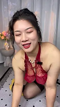 mo-mo-69 Show Webcam