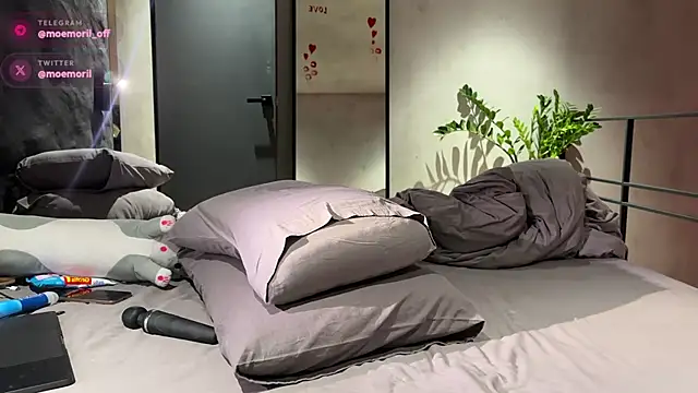 Golden_Aline's Webcam Show