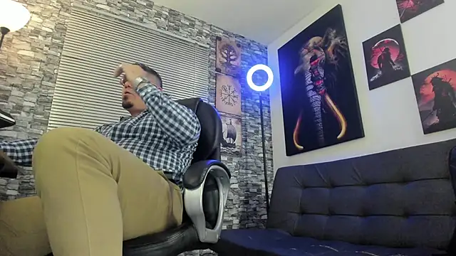 Chat XXX en directo de Dante_Bellini