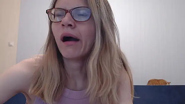 night_is_dark Live XXX-chat