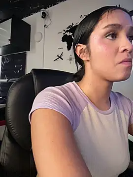 Isabella-Teen Obrolan Langsung XXX