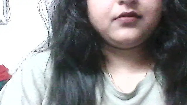 Chat +18 de radhikkaa ao vivo