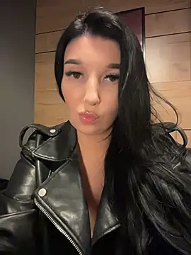 Tisha_Busty Webcam Show