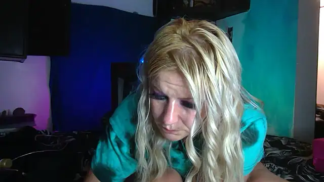 XXXspunderella Chat XXX live