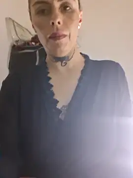 Cchorreando élő XXX-chatje