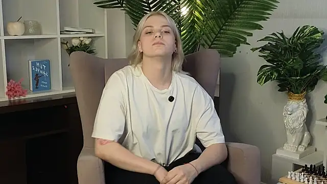 JenGinanni 라이브 XXX 채팅