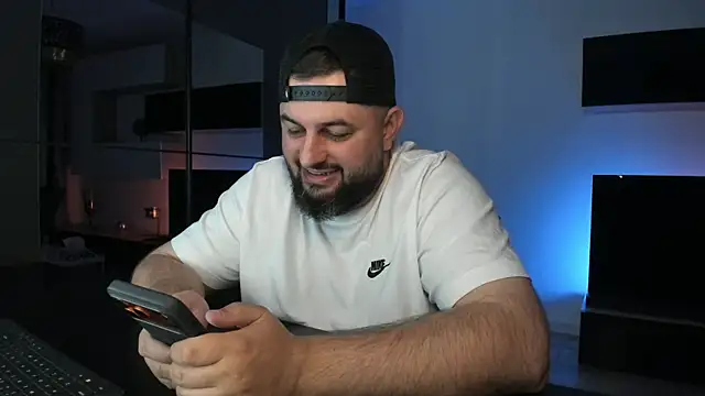 DravenPeak's Live XXX Chat