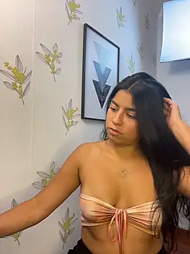 Laia_white's Live XXX Chat