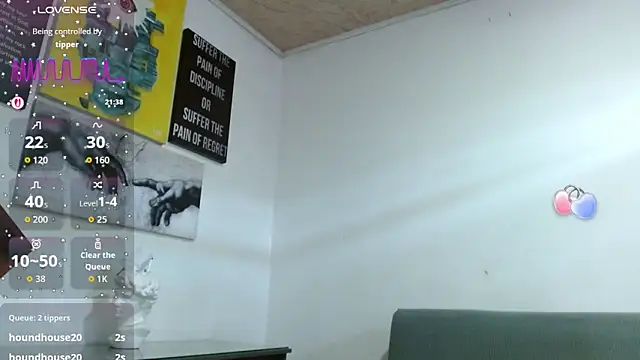 ZoeBakers_ Chat XXX in diretta