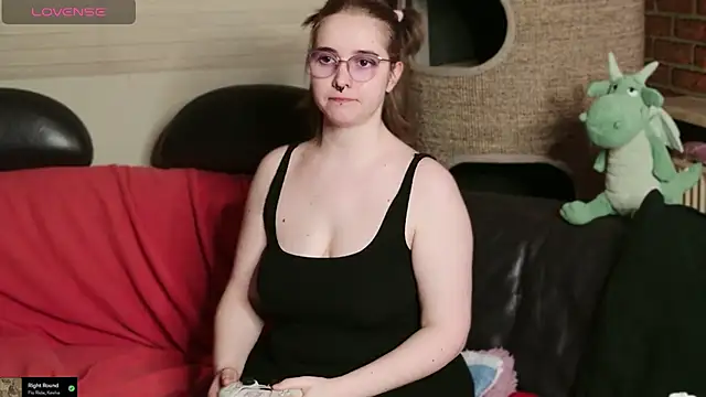 GamerGirl_Eve: διαδικτυακό σόου  στην κάμερα