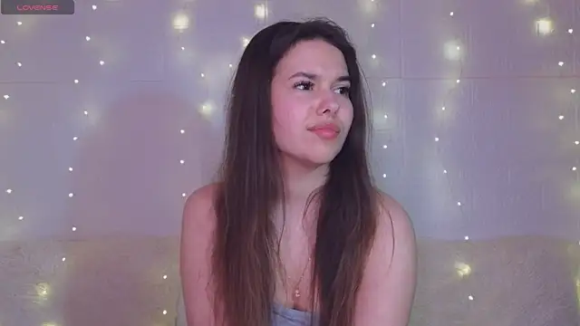 Minne__mouse élő XXX-chatje