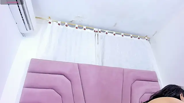 miajhonsonxn Live XXX chat