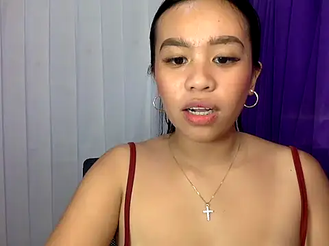 Lovely_apple19 Show in webcam