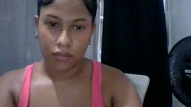Czat XXX na żywo – Kitra_New