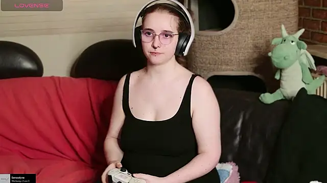 Chat XXX en directo de GamerGirl_Eve