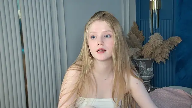 Онлайн чат XXX LilianHowards