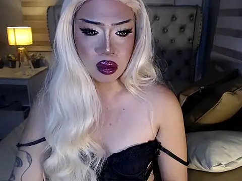 Chat XXX en directo de TooTightRebeca