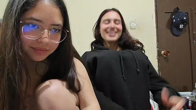 Cor4line Webcam show
