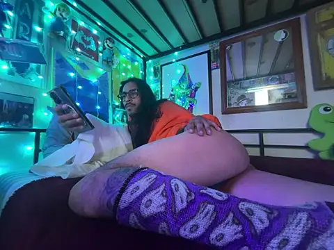 Онлайн чат XXX bigdickkane300