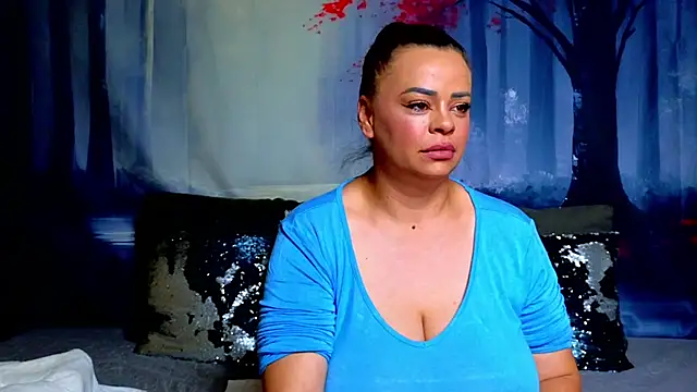 ElizabethEven Live XXX Chat