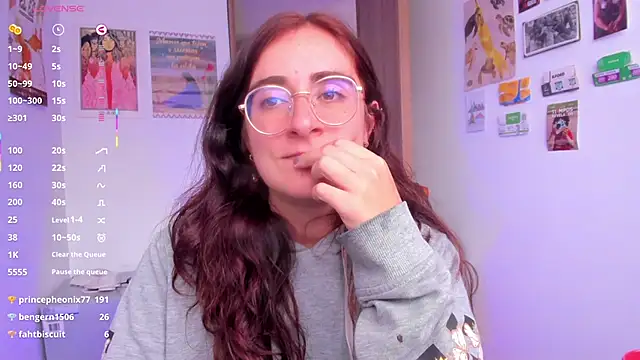 Онлайн чат XXX linda_giggle