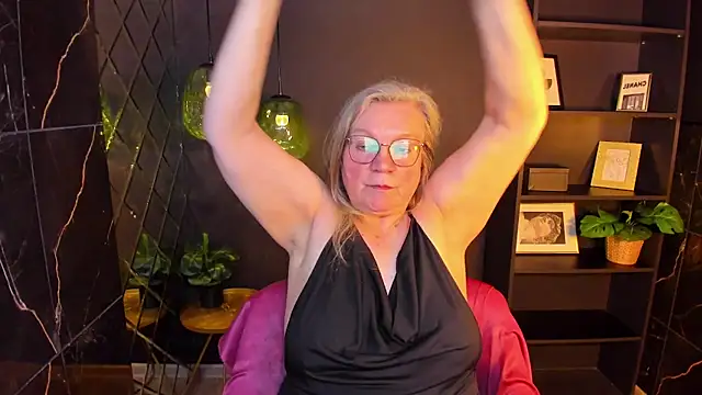 NataliMellow's Live XXX Chat