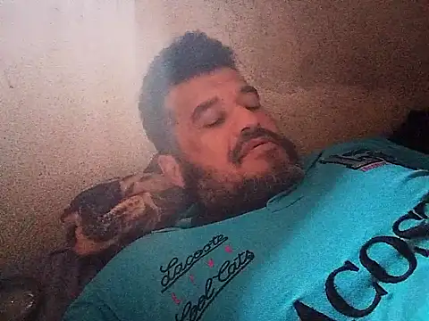 Chat +18 de tarra122 ao vivo