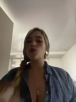 miss_berlyn Chat XXX live