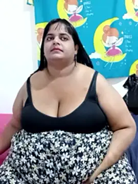 SusanaEshwar Chat XXX in diretta
